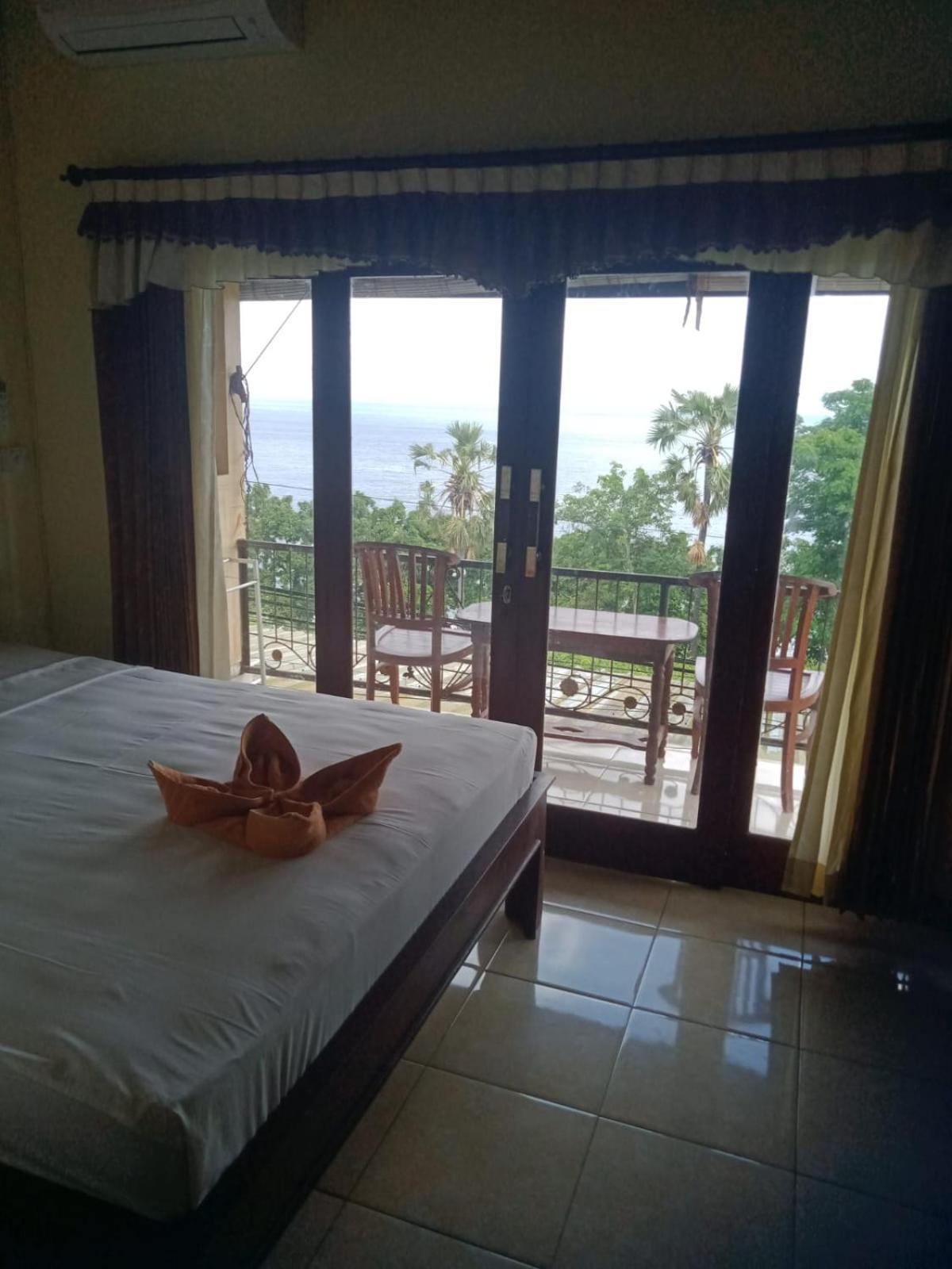 Sri Homestay Amed Eksteriør bilde